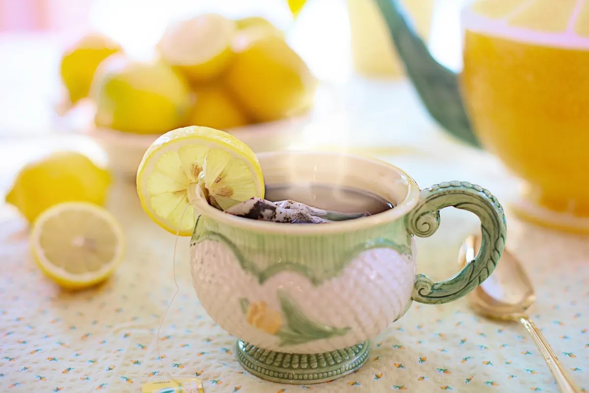 Milk, Lemon, or Plain? How Add-Ins Change the Taste of Black Tea
